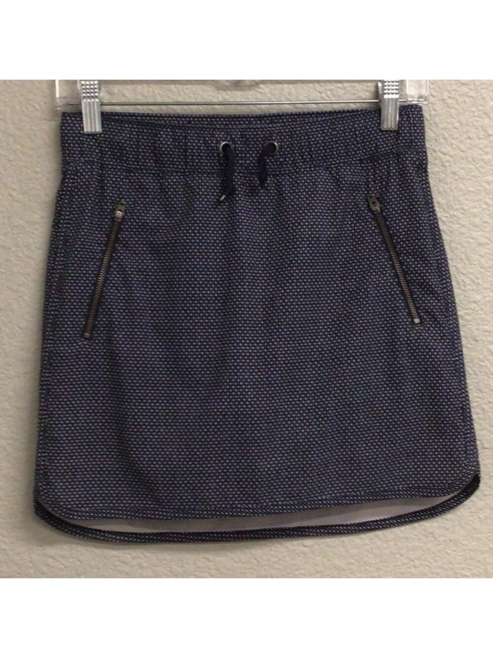 Athleta Women’s Size XXS Blue Dot Zipper Pocket Skort Drawstring